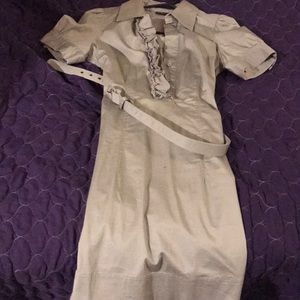 Tan short sleeved New York & Company Dress w/belt